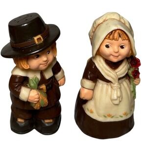 Hallmark Thanksgiving Pilgrim Couple Salt Pepper Shakers Resin Stoppers Vintage